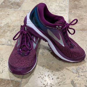 Brooks Ghost 10 Running Shoes